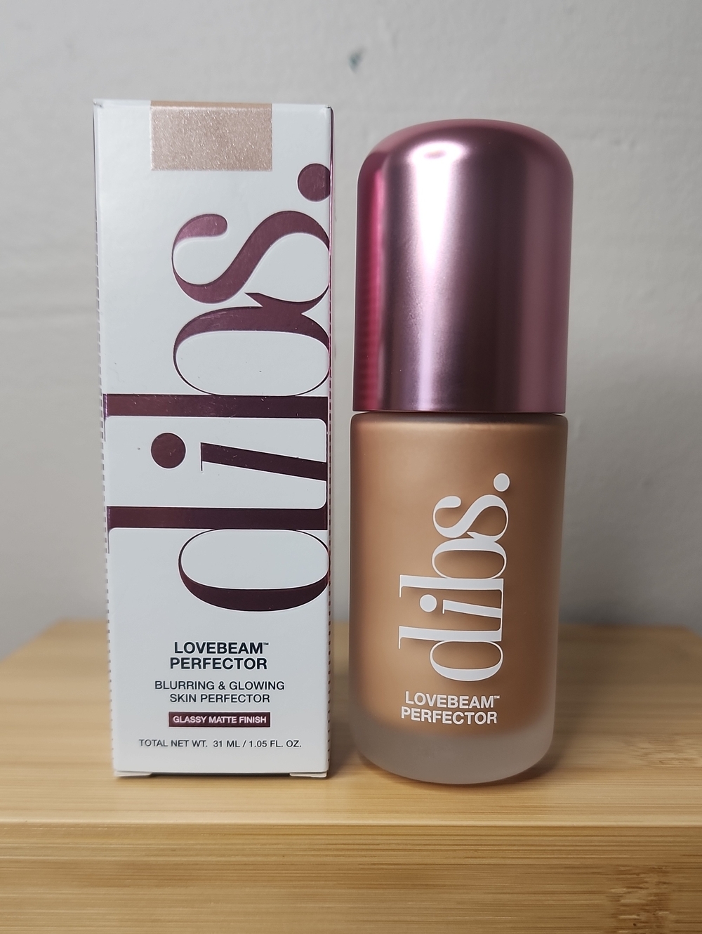 dizös Lovebeam Perfector Liquid Foundation – Warm Peach Shade